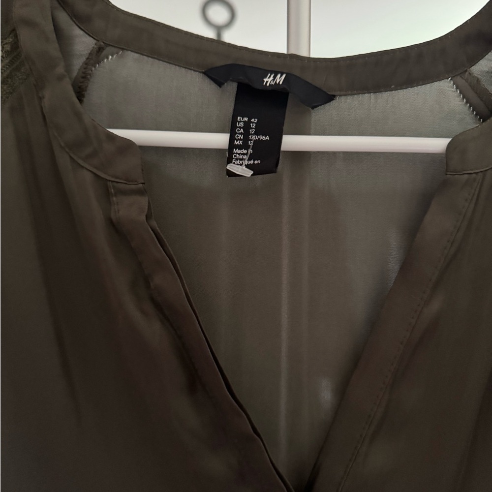 H&M Olive Green Long Sleeve Dress - Picture 7 of 10